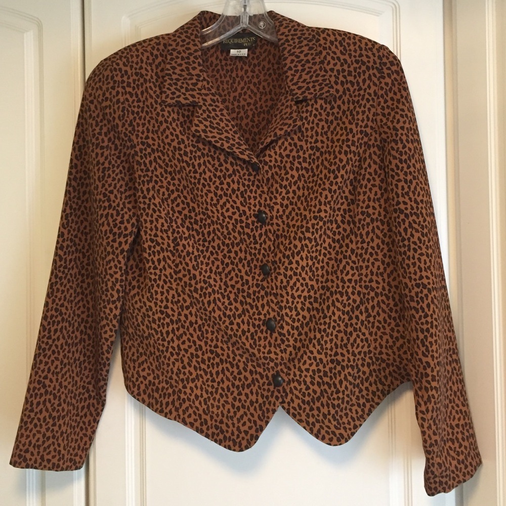 Requirements/Leopard blouse - Picture 2 of 3